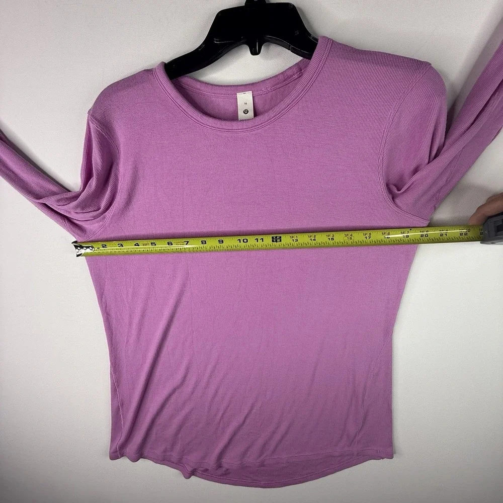lululemon Women's Long Sleeve Shirt Crew Neck Purple 16